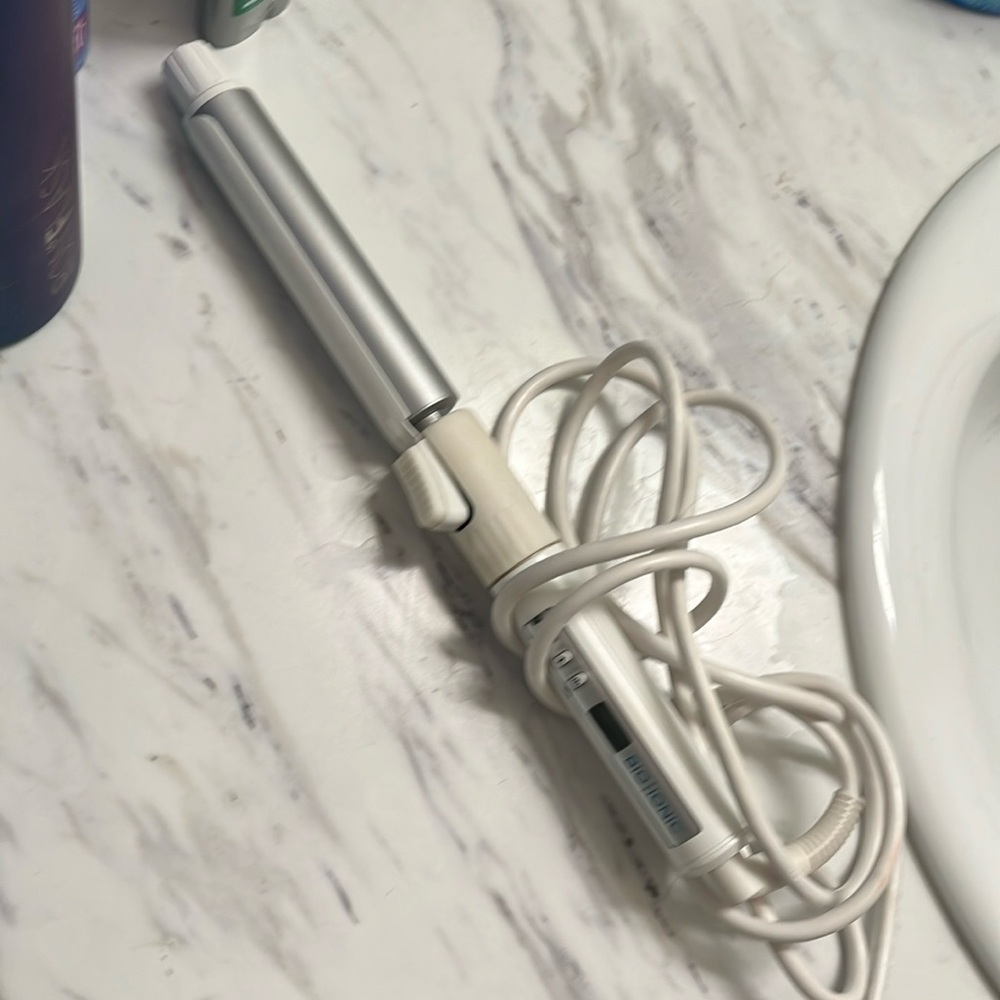 NEW BioIonic Curling Iron